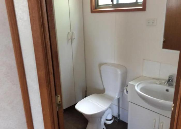 Golden Country Motel & Caravan Park