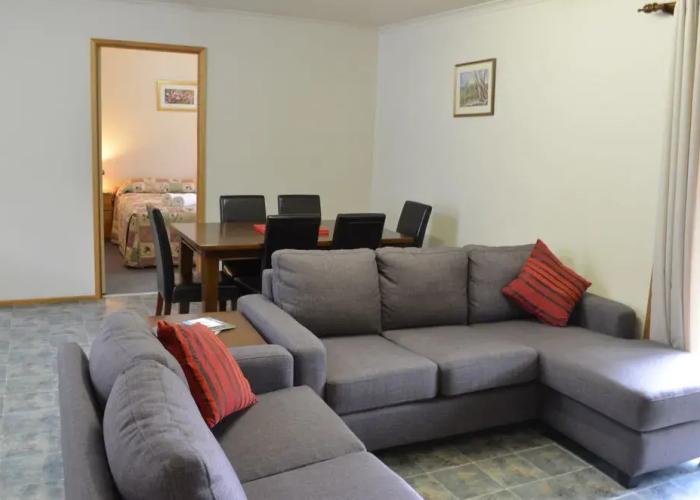Porepunkah Pines Holiday Park