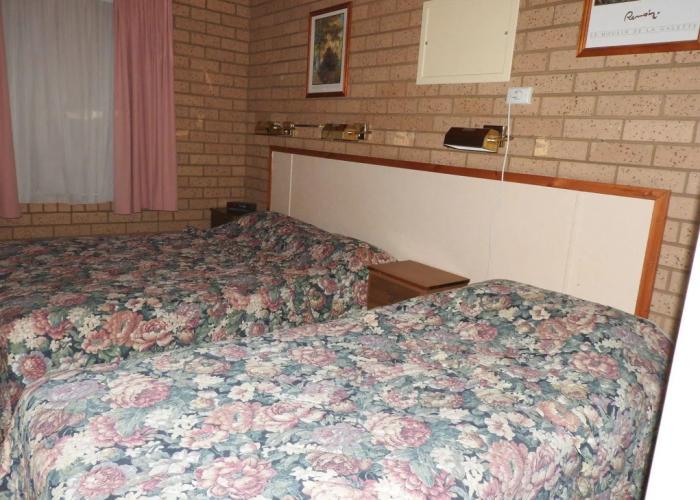 Lone Pine Motel - Corowa