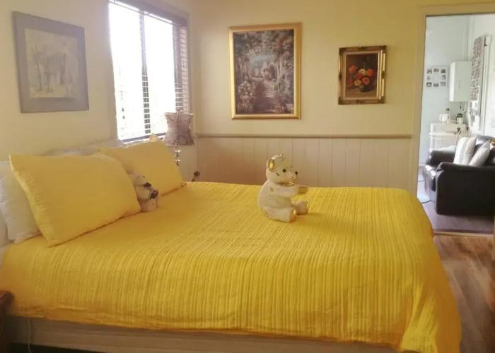 Must Love Dogs B&b