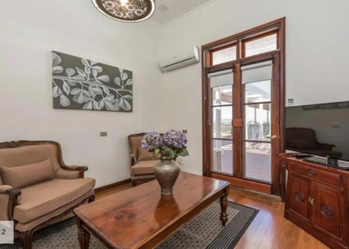 Fairway Manor Accommodation