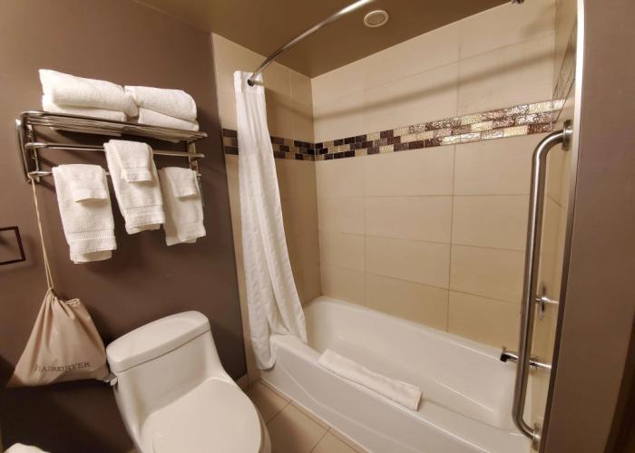 Best Western Plus Fox Creek