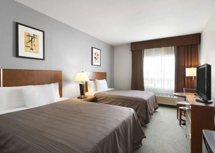 High Prairie Inn