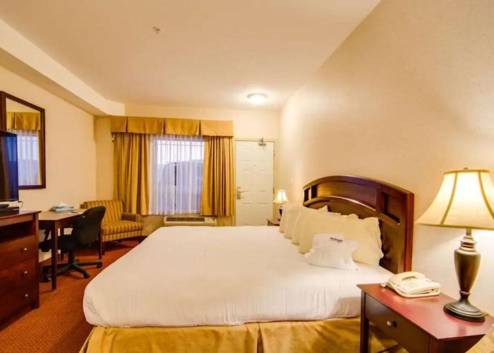 Peavine Inn And Suites High Prairie
