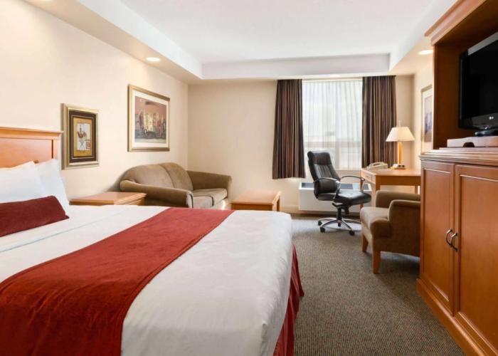 Travelodge by Wyndham Spruce Grove