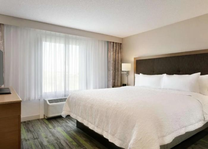Ramada by Wyndham - St Paul