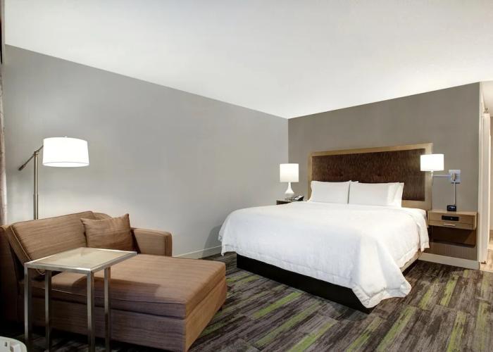 Ramada by Wyndham St. Paul AB