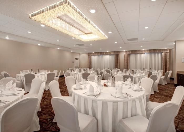 Ramada by Wyndham St. Paul AB