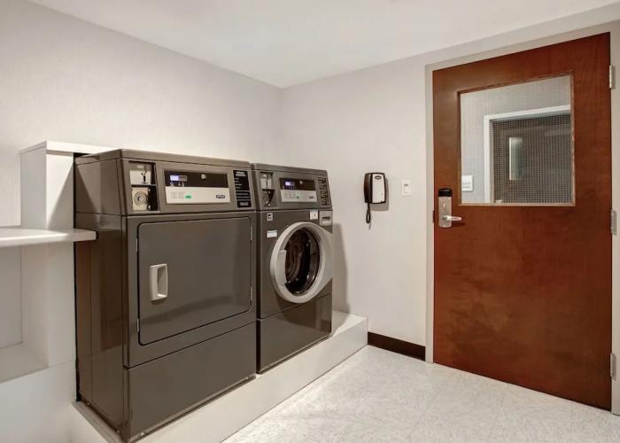 Ramada by Wyndham St. Paul AB