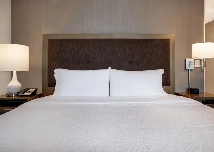 Ramada by Wyndham St. Paul AB