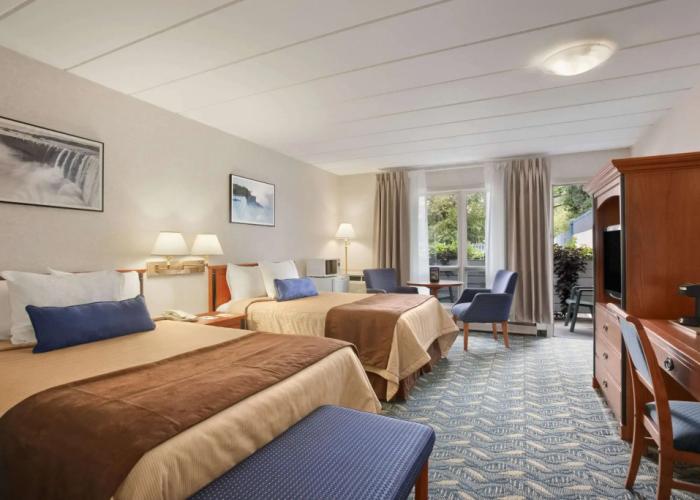 Travelodge by Wyndham Stony Plain