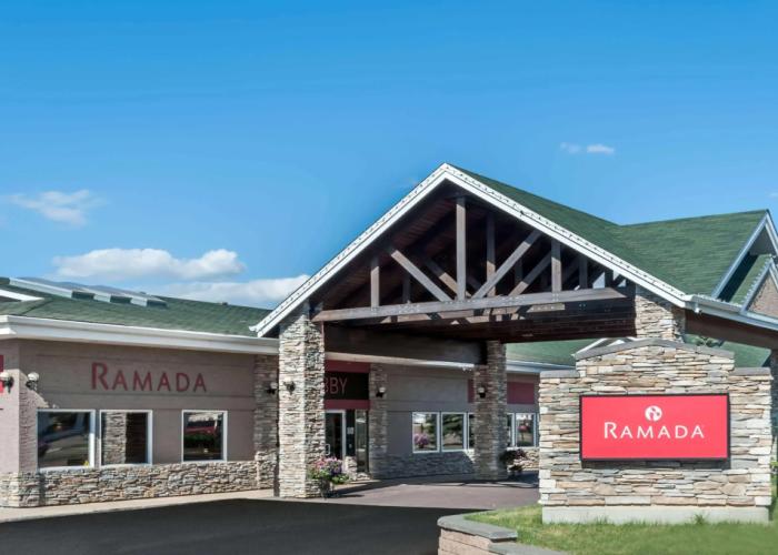 Stony Plain Inn and Suites