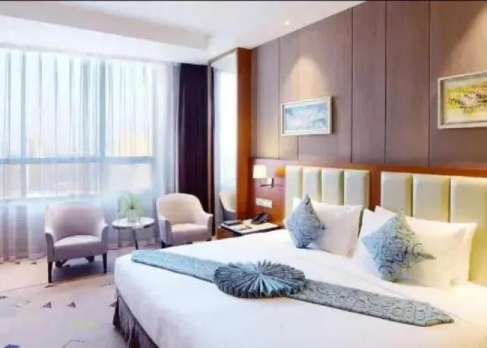 Huayang Hotel