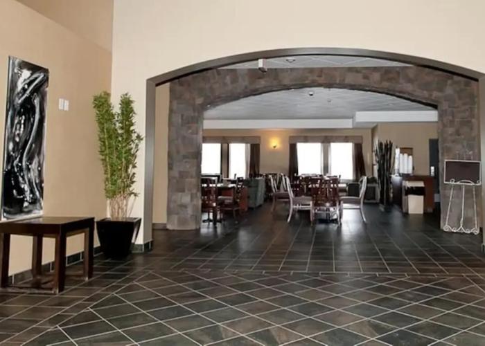 Paradise Inn & Suites Valleyview