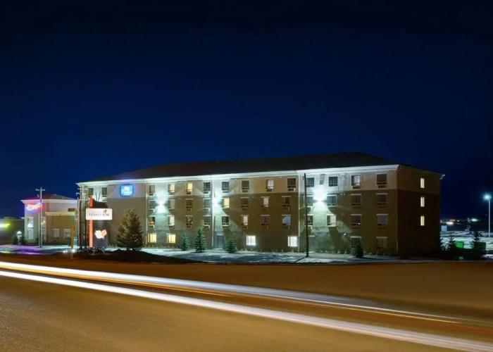 Pomeroy Inn And Suites Vermilion