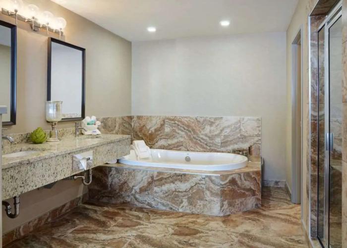 Pomeroy Inn And Suites Vermilion