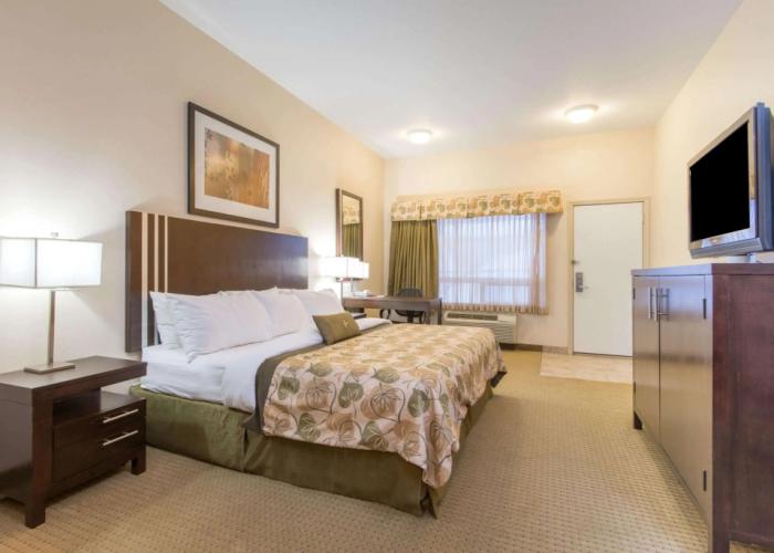 Ramada by Wyndham Wainwright