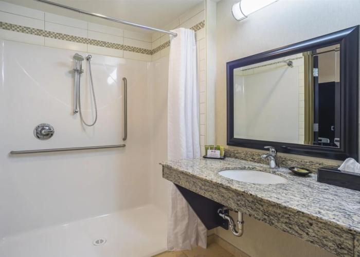 Best Western Wainwright Inn & Suites