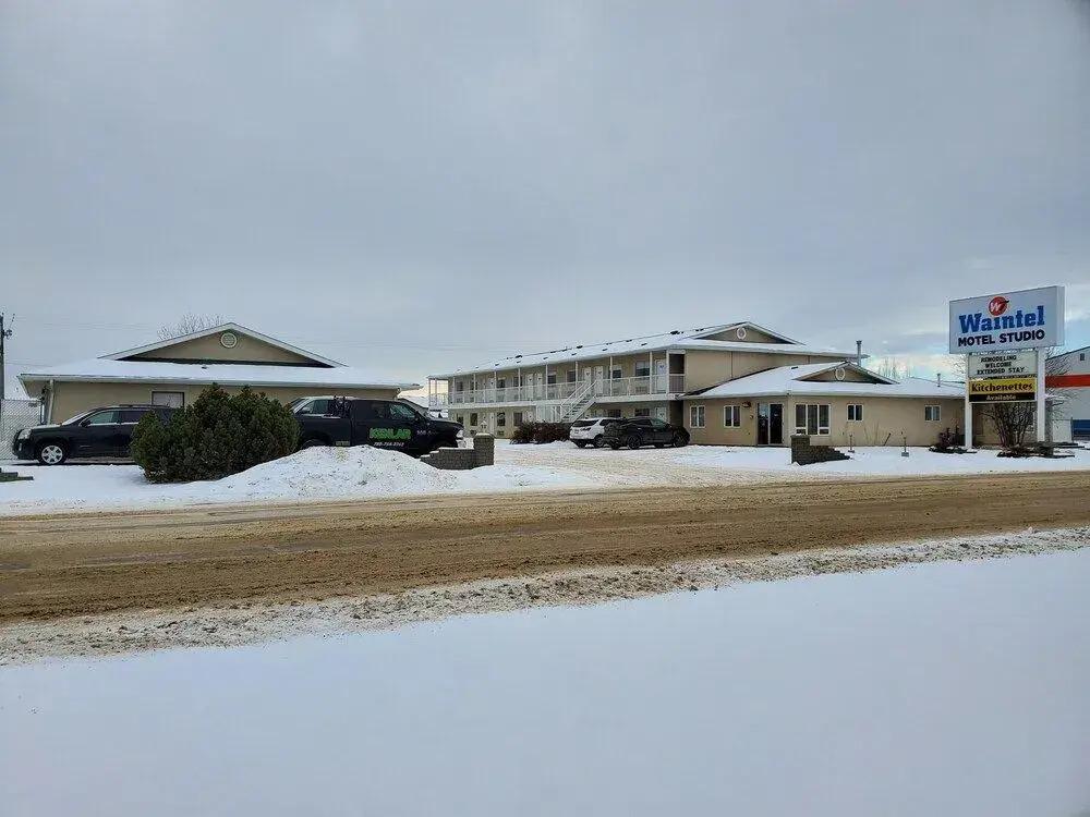 waintel studio-wainwright motel