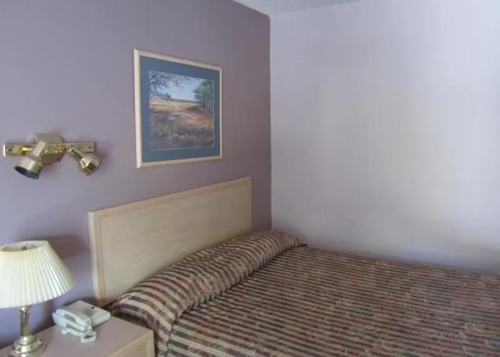 Cache Creek Inn