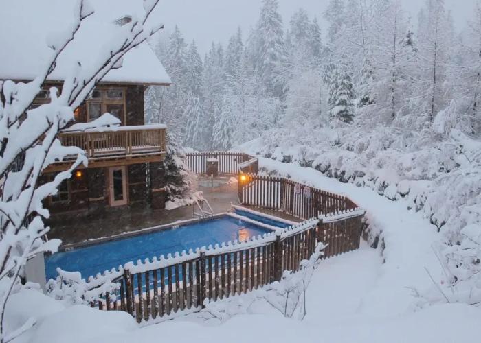 Timberline Lodges by Fernie Lodging Company