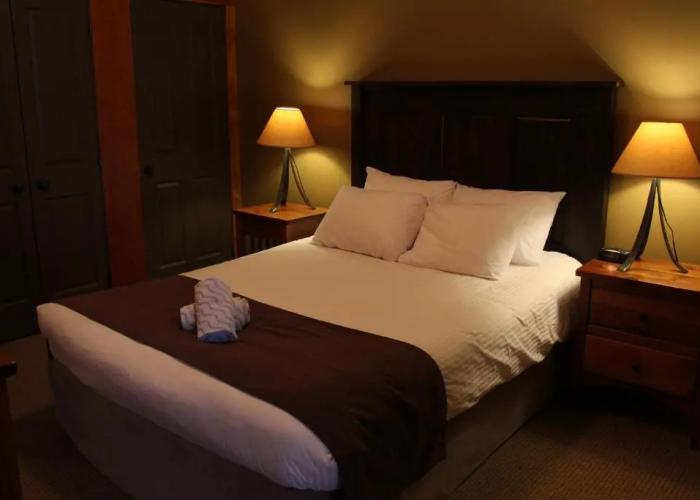 Timberline Lodges by Fernie Lodging Company