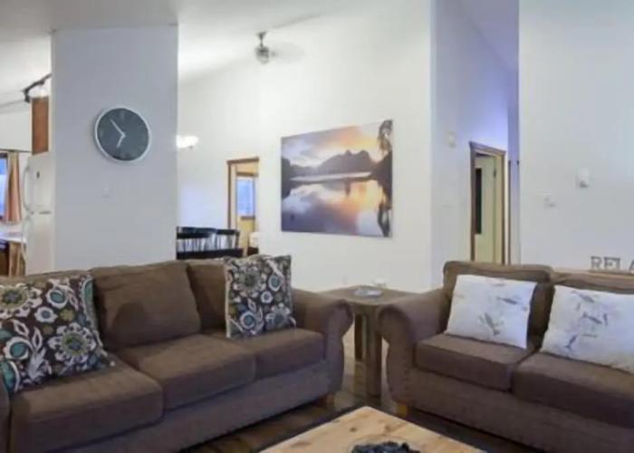 Snow Valley Lodging