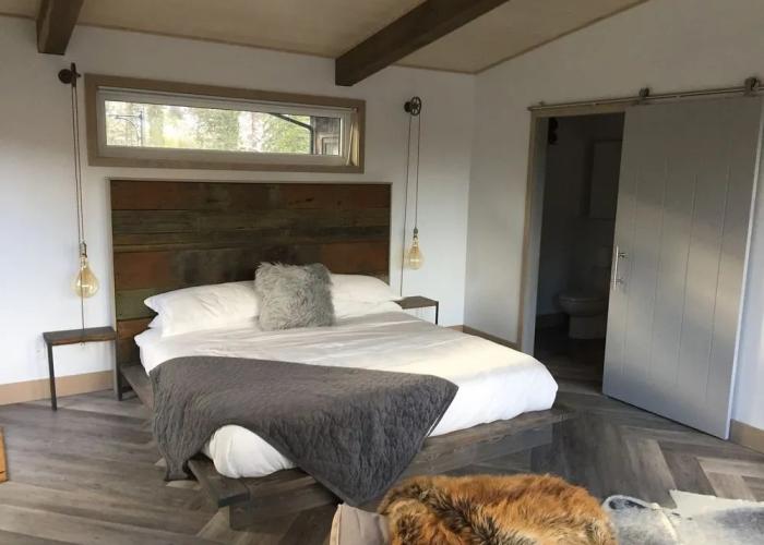 Blackstone B&B