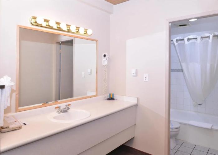 Canadas Best Value Inn & Suites Fernie
