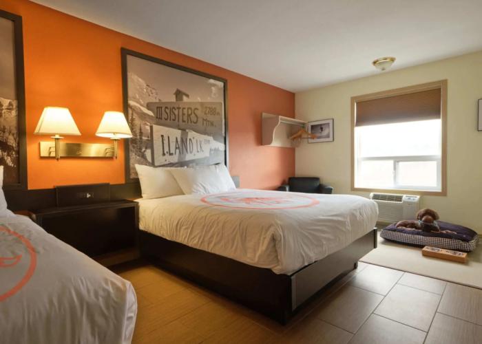 Fernie Fox Hotel