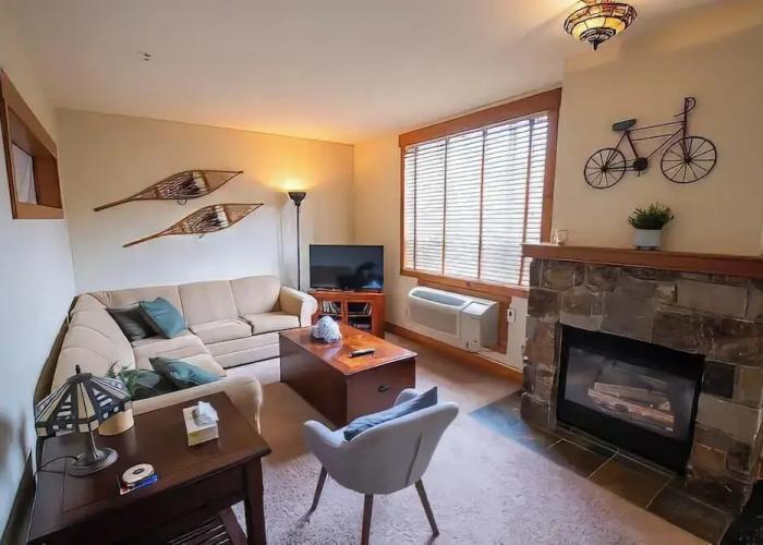Timberline Lodges by Fernie Lodging Co