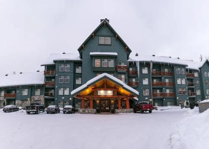Snow Creek Lodge by Fernie Lodging Co