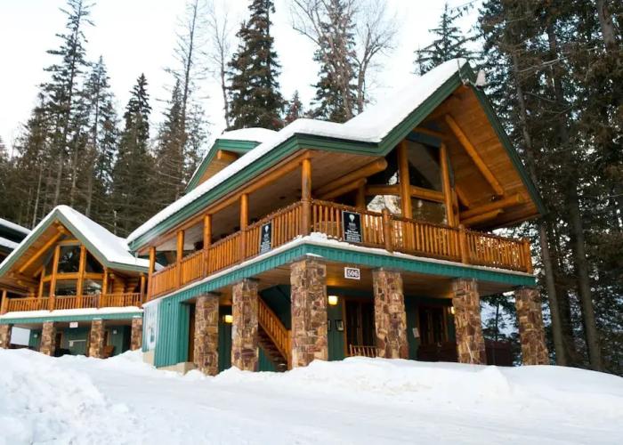 Snow Creek Cabins by Fernie Lodging Co.