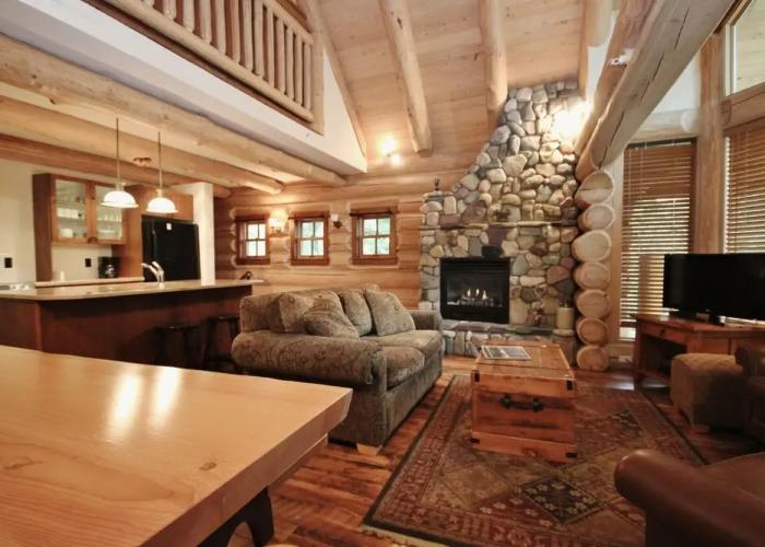 Snow Creek Cabins by Fernie Lodging Co.