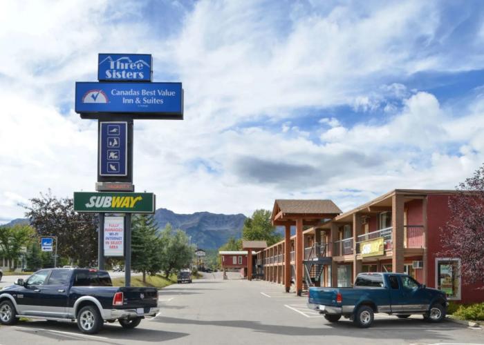 Canadas Best Value Inn and Suites Fernie