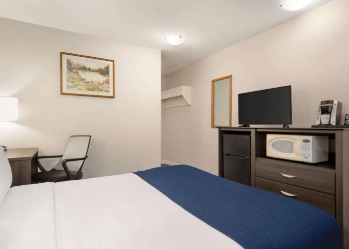 Travelodge by Wyndham McBride
