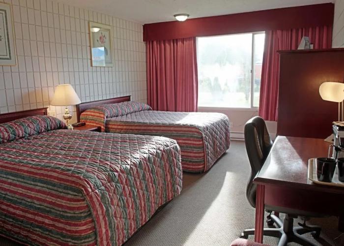 Sandman Inn McBride