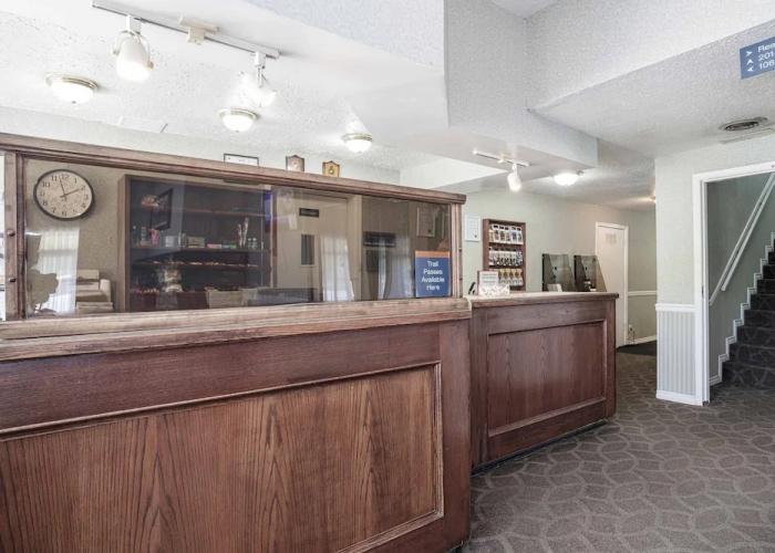Sandman Inn McBride