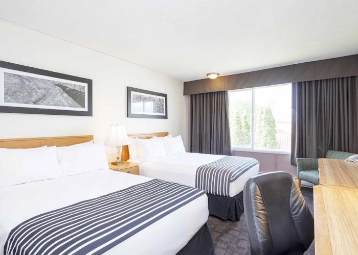 Sandman Inn McBride