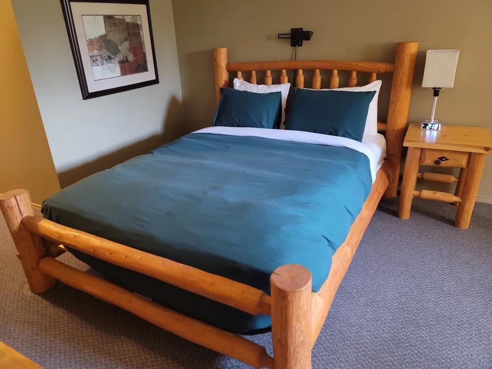 фото Raven's Nest Hotel
