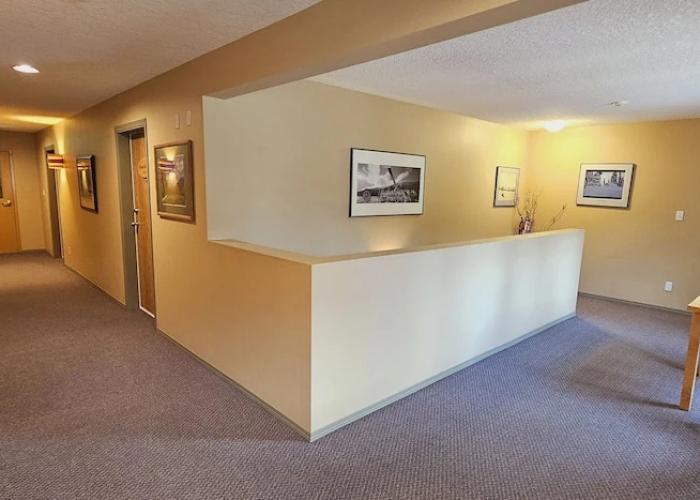 Raven's Nest Hotel