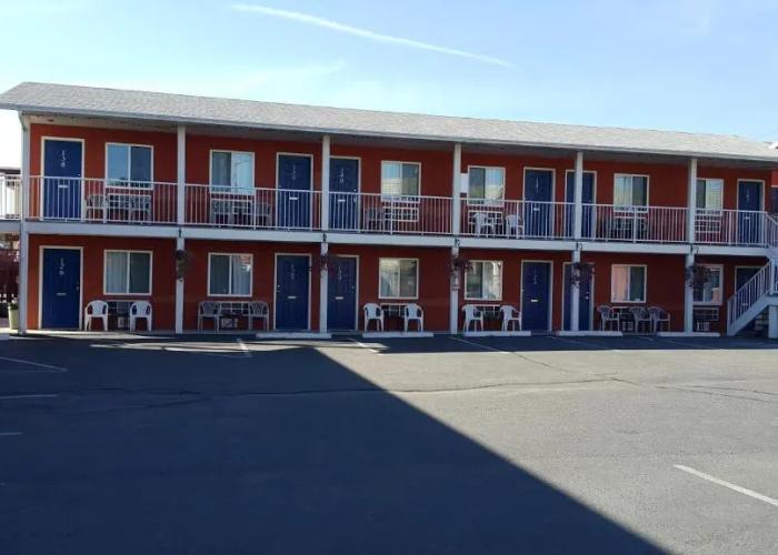 Cactus Tree Inn