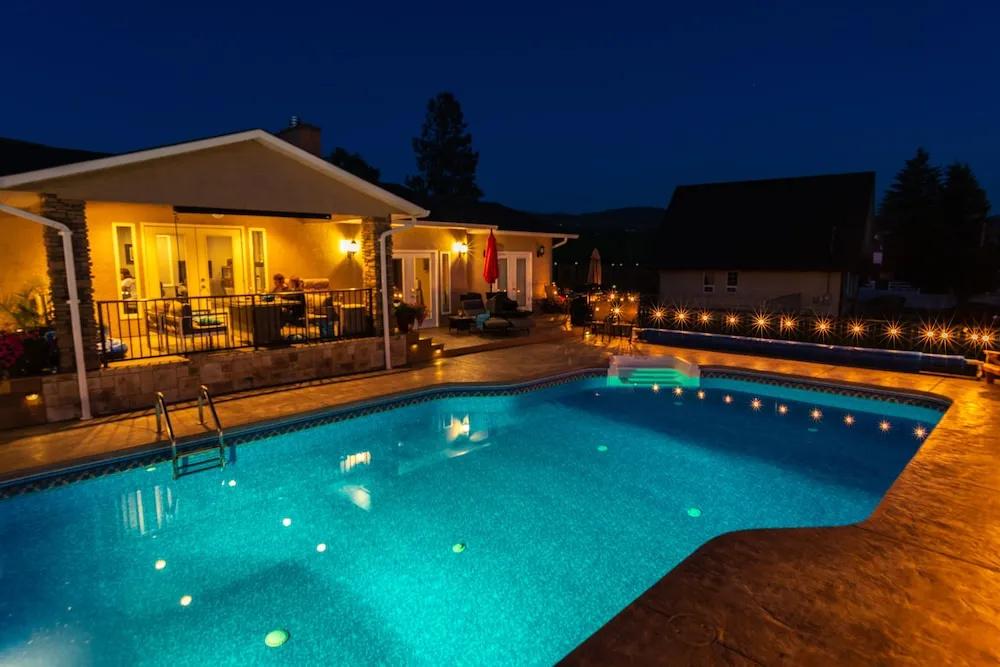 фото Uncorked Bed & Breakfast
