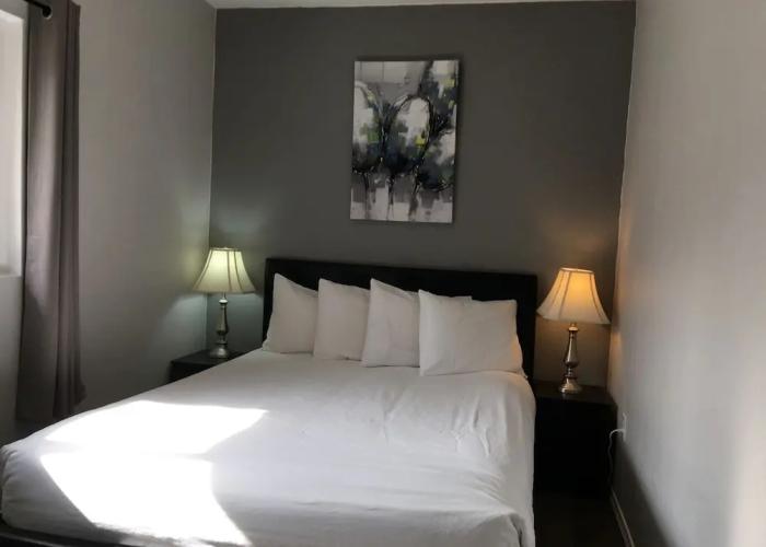 Maple Leaf Motel & RV Resort