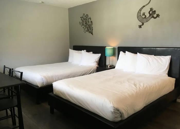 Maple Leaf Motel & RV Resort