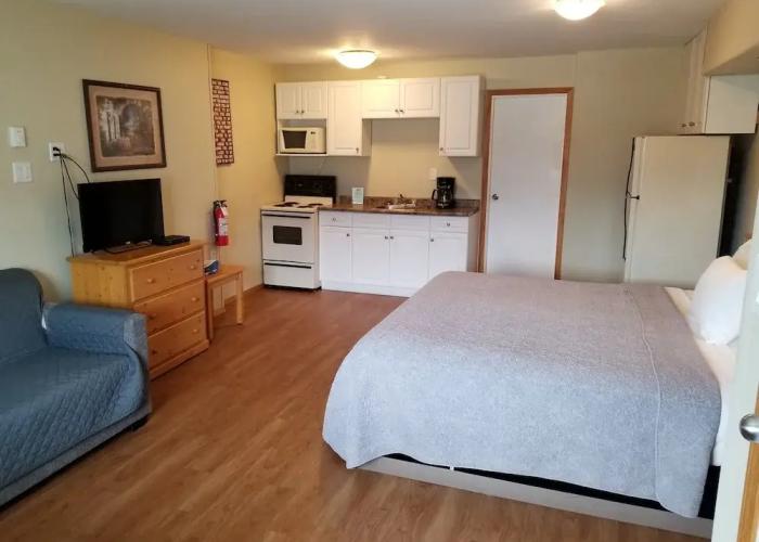 Osoyoos Lakeview Inn & Suites