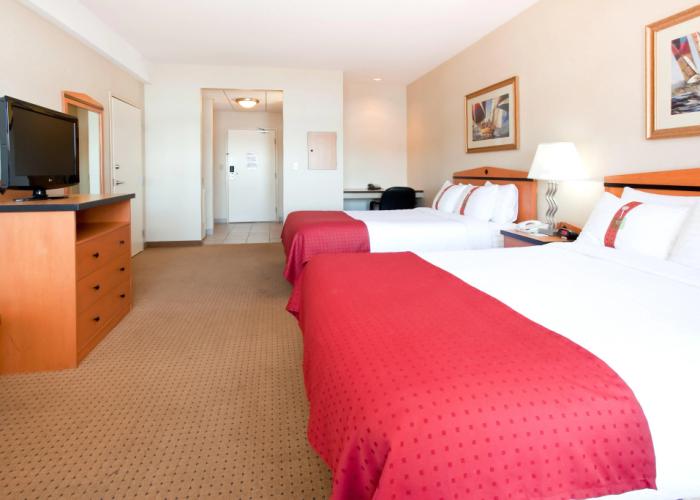 Holiday Inn Hotel & Suites Osoyoos by IHG