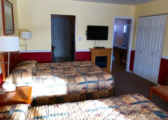 Sahara Courtyard Inn