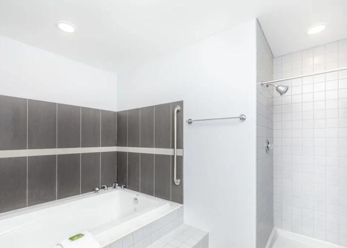 Westridge Motor Inn