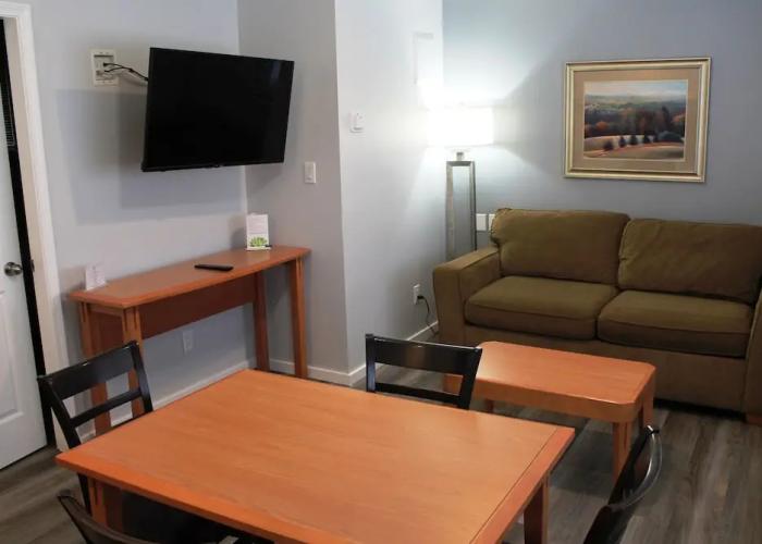 Westridge Motor Inn